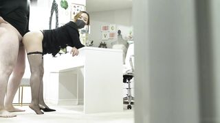 【69堂午夜视频】女友变成女王来勾引我