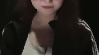 【69堂午夜视频】黑料吃瓜-爱一个人的方式就是能让她面红耳赤的山东小网红糖糖被榜一大哥玩腻后曝光性爱视频