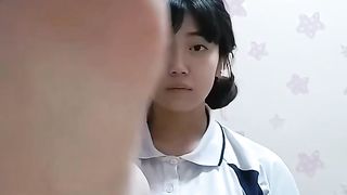 【69堂午夜视频】黑料吃瓜-玉足嫩妹勾引野爹北京城市学院服装表演专业大一学妹视频裸聊曝光极品美乳粉嫩玉足诱惑私拍