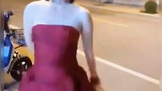 【69堂午夜视频】黑料吃瓜-与夜场小姐一晚上的真爱网友曝光酒吧刚认识的红裙小姐姐酒吧嗨完回家对着网友发骚视频一顿自慰