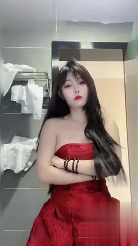 【69堂午夜视频】黑料吃瓜-与夜场小姐一晚上的真爱网友曝光酒吧刚认识的红裙小姐姐酒吧嗨完回家对着网友发骚视频一顿自慰