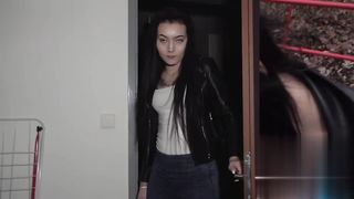 【69堂午夜视频】捷克街头搭讪系列之双胞胎女主中的御姐_制造单独偶遇老演员_一次难得的机会机不可失_必须拿下