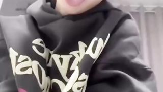 【69堂午夜视频】黑料吃瓜-长沙航空职业技术学校_白欣灵_像妖精一样妩媚的学生妹一套色情视频被男友分享