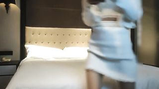 【69堂午夜视频】极品女主播夜晚兼职，苗条美乳高颜值裸体横陈随意干