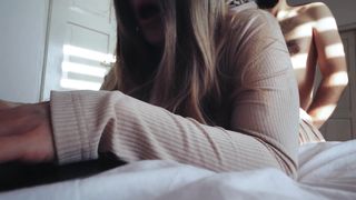 【69堂午夜视频】我的妻子在担任在线秘书时被我玩弄奶子勾引乳交高潮射精