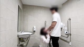 【69堂午夜视频】停车场公厕内射 很想要约我到公司附近的停车场来一发 过程真的很刺激 不敢叫出声