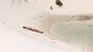 【69堂午夜视频】黑料吃瓜-原始生活21天系列陌生男女全裸开局没食物在沙漠21天荒野求生精液是女子主要蛋白摄入