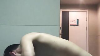 【69堂午夜视频】黑料吃瓜-河北信工职业学院李露小蛮腰马达臀美不美不重要重要是她好骚与男友性爱自拍泄密流出