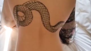 【69堂午夜视频】黑料吃瓜-爱上精神小妹是宿命当我们的目光交汇的那一刻我知道爱上你是我命中注定的选择