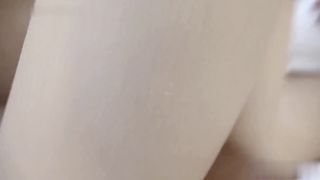 【69堂午夜视频】妹子逼逼很嫩，无毛性感可口，身材颜值一流