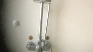 【69堂午夜视频】深夜又拿下个骚货人妻，刚下夜班来赴约，胸大逼粉，沙发插入满足淫穴