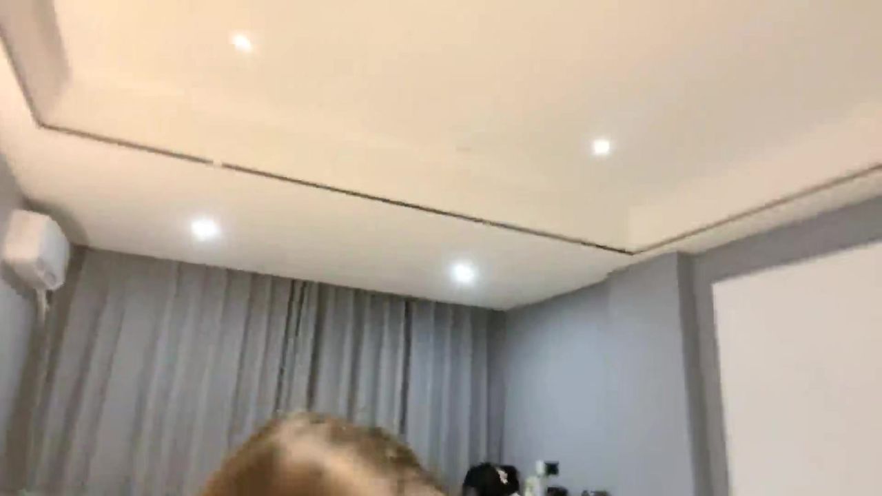 【69堂午夜视频】球服极品兼职学生妹奶子特别粉嫩叫声特别酥软