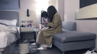 【69堂午夜视频】双飞外围，颜值身材堪称极品，配合默契，场景劲爆刺激流鼻血