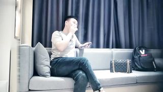 【69堂午夜视频】极品女神一字马展示，超赞粉嫩鲍鱼完美展示，难忘一夜物超所值