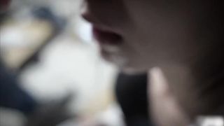 【69堂午夜视频】围奸黑丝包臀裙收验员女神被迷昏