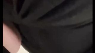 【69堂午夜视频】淫荡人妻打着电话操着逼