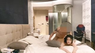 【69堂午夜视频】约炮科技脸气质模特性感肤美丰臀美腿叫声可射