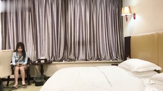 【69堂午夜视频】纹身女孩涩感十足身材匀称肤白乳弹，果然够猛敢脸不打码