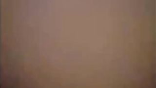 【69堂午夜视频】躺在妹妹的大腿上抬头看着她的若隐若现的奶子，手不自觉伸进妹妹的胸里，妹妹半推半就又被我内射了！！！