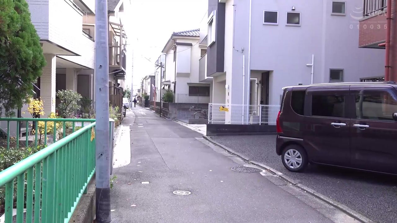 【69堂午夜视频】在她醉倒之际，我被她的姐姐夺走了1