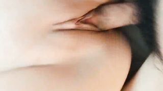 【69堂午夜视频】被调教的母狗婊妹，全程露脸乖巧听话口交大鸡巴，无毛白虎逼，让大哥无套插入，多体位爆草露脸叫的好骚刺激