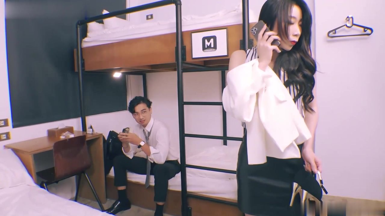 【69堂午夜视频】奇淫旅社／女总裁的性交易