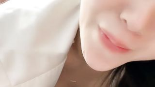 【69堂午夜视频】开档肉丝露脸风骚少妇跟大哥激情啪啪，无套爆草大哥就喜欢后入，玩着骚奶子抽插直接内射骚穴给狼友看好骚啊