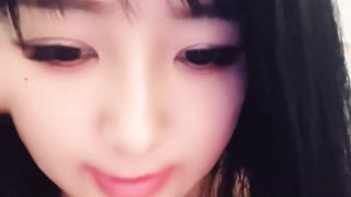 【69堂午夜视频】私欲甜妹露脸风骚极品美少妇穿着浴袍诱惑，在狼友的指挥下脱光光发骚，揉奶玩逼看特写，妩媚销魂浪叫呻吟