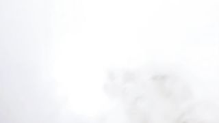 【69堂午夜视频】纹身小哥小鸡帮帮硬无套爆草眼神迷离的小骚妹，全程露脸颜值不错从浴室干到床上，多体位无套爆草高潮冒白浆(0)