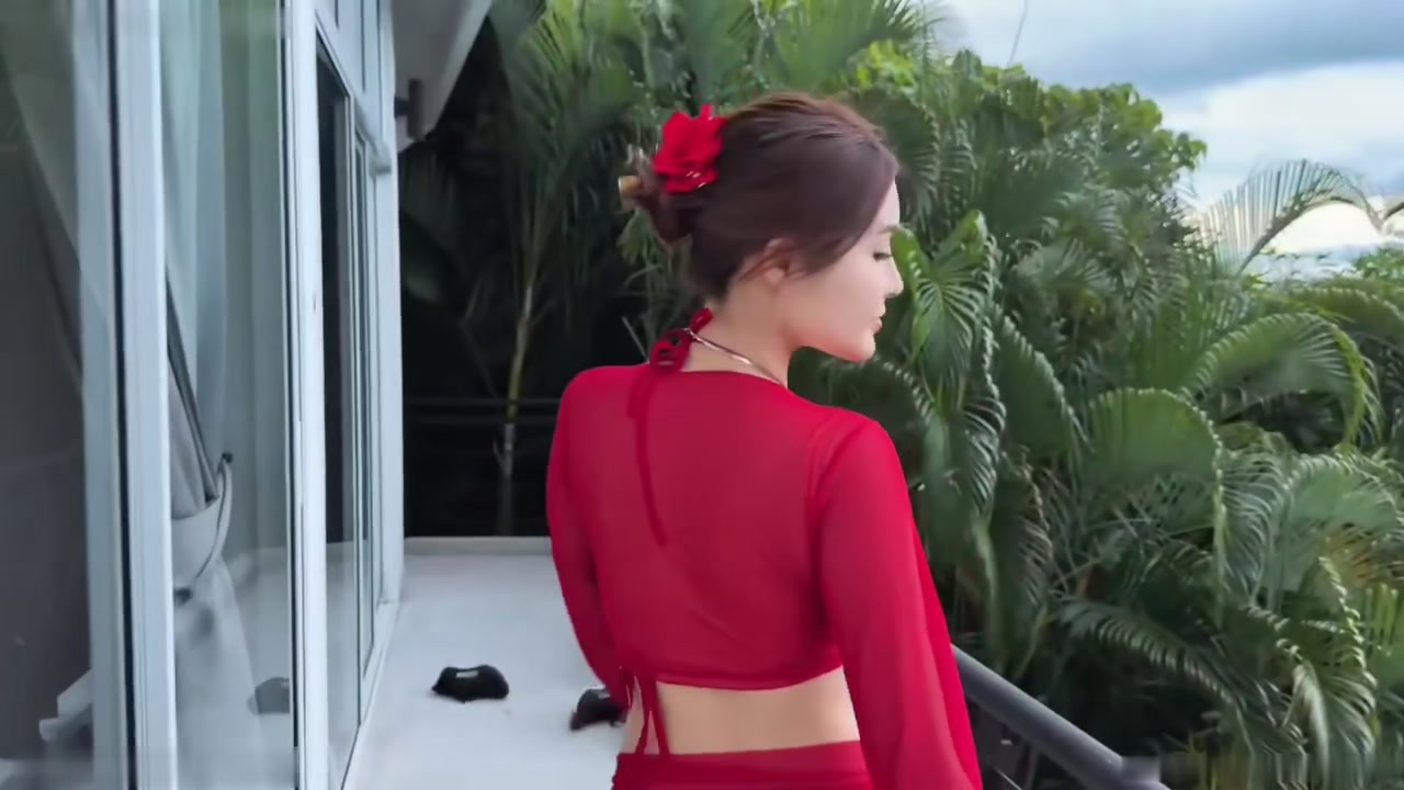 【69堂午夜视频】去海岛玩当然要自己准备食物吃