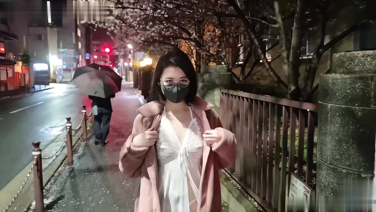 【69堂午夜视频】反差眼镜娘网红女神奶咪剧情系列，劲爆完美身材波涛胸涌