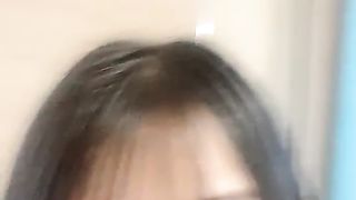 【69堂午夜视频】新下海极品19岁嫩妹，居家睡衣，清纯外表下的粉嘟嘟胴体，小可爱迷倒一众粉丝