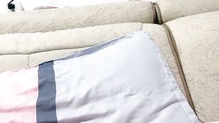 【69堂午夜视频】蝴蝶逼大奶良家人妻的诱惑，全程露脸淫水湿透骚内裤闻起来好骚啊，道具抽插骚逼特写展示给狼友