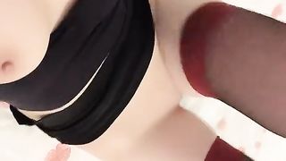 【69堂午夜视频】高挑御姐范妹子，黑丝大长腿，珍珠内裤只能遮住一线天，道具自慰，插嘴又插穴