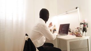 【69堂午夜视频】出轨还要电话直播过程 被粉丝中出内射 绿帽福音