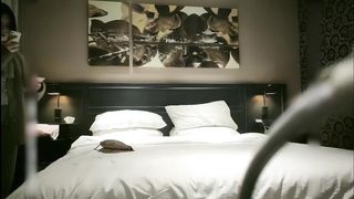 【69堂午夜视频】学生妹被干爽了加微信