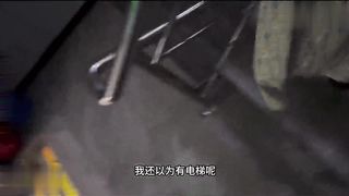 【69堂午夜视频】无套操社区医院护士最强情趣碎花裙