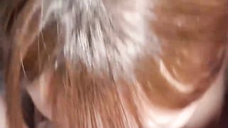 【69堂午夜视频】吃饭的时候我的目光不由自主地被她K罩杯的胸部吸引住了