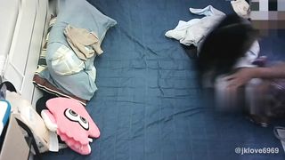 【69堂午夜视频】恋爱系约炮大神爱笑女孩，活泼开朗话匣子，做爱的时候很害羞，一直用手捂着脸